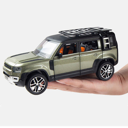 Defender Land Rover- Diecast Metal Car - Scale 1:24