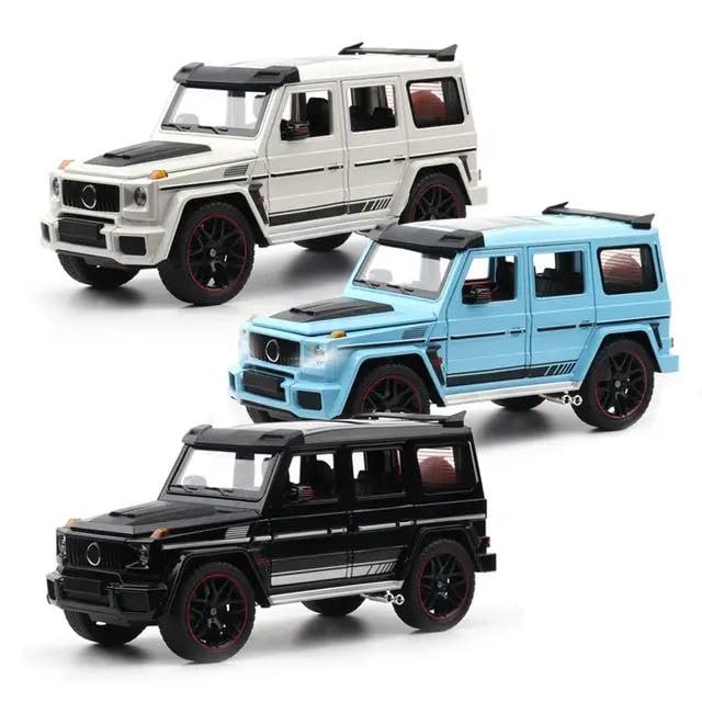 1:24 Scale Land Rover Defender Exclusive Alloy Metal Pull Back Die-cast Car Model with Sound Light Mini Auto Toy for Kids with Sound and Light (RR Defender- Multicolor)