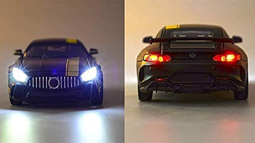 MERECDES-BENZ AMG GTR 1:24 Diecast Scale Model