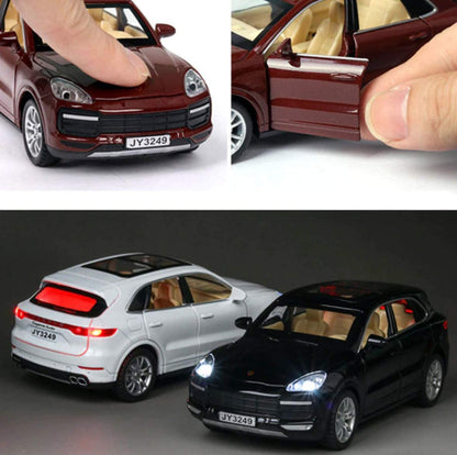DIECAST METAL PULLBACK TOY CAR WITH OPENABLE DOORS